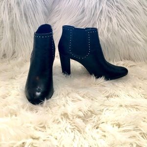 LAUREN BY RALPH LAUREN BLACK LEATHER BOOTIES! SIZE 11!! EUC!!!